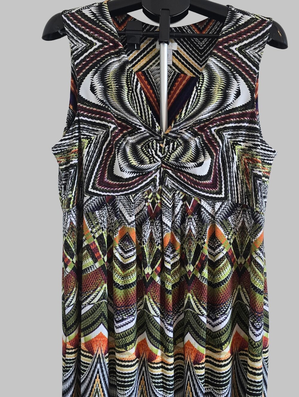 Chico’s Abstract Geometric Twist-Front Sleeveless Maxi Dress – Size 3 16/18